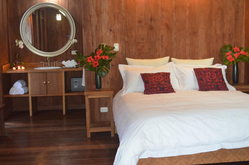 Lanna Ban Hotel Puerto Viejo de Talamanca Extérieur photo